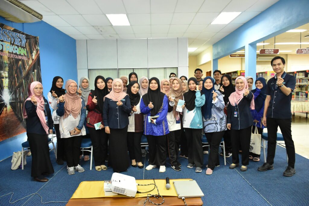 Yayasan ANGKASA Memberi Taklimat Kepada Pelajar Dan Guru Di IPG Kampus Kota Bharu, Kelantan